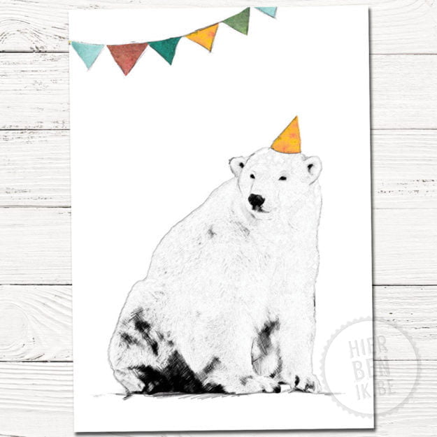 Luxekaart Wenskaart Feest Beer. Deze luxe wenskaart met een feestende beer heeft een tekening van een beer met feesthoedje. De Scandinavische stijl